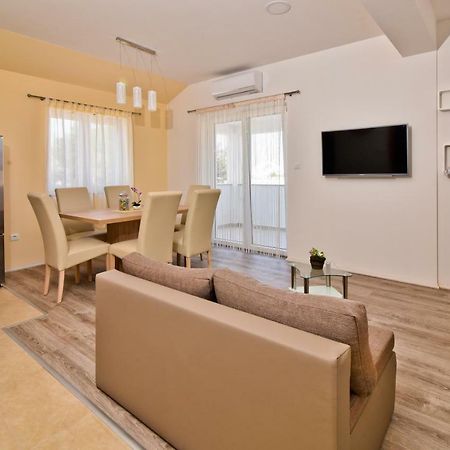 Apartments Mica Vrsi Kültér fotó