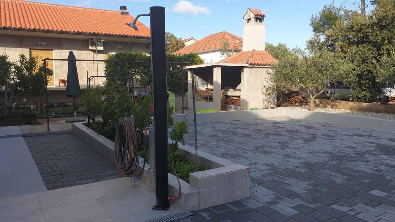 Apartments Mica Vrsi Kültér fotó